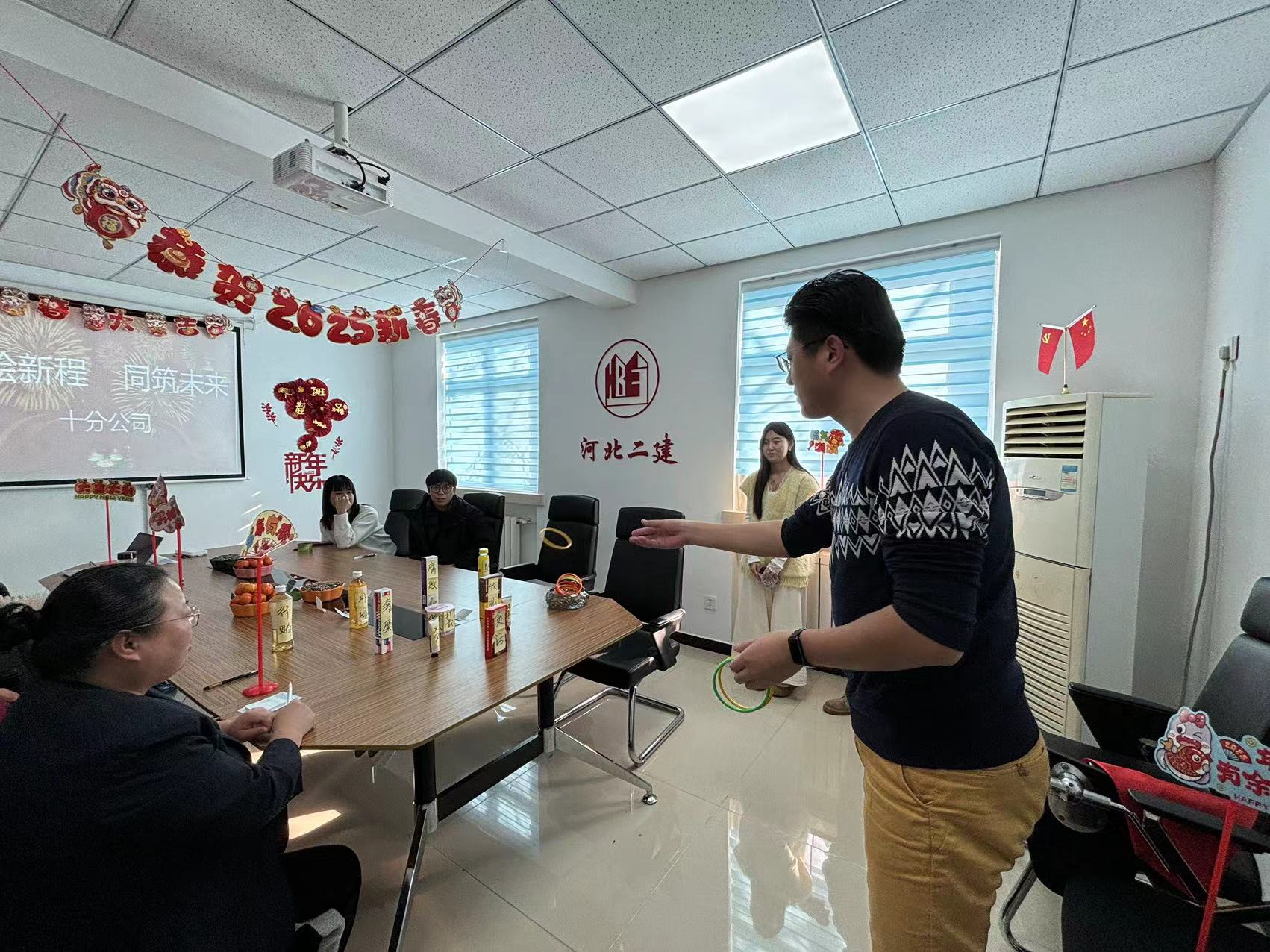 套圈识隐患 守廉筑根基——拍摄者容倩.jpg 套圈识隐患 守廉筑根基——拍摄者容倩.jpg